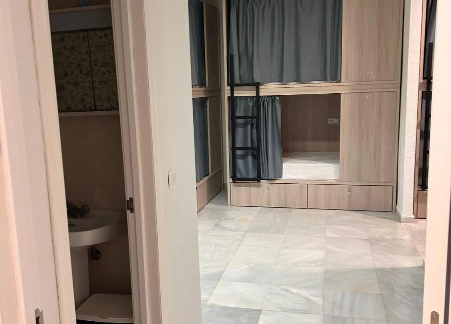Hostel Sorolla Playa Malaga 0*,