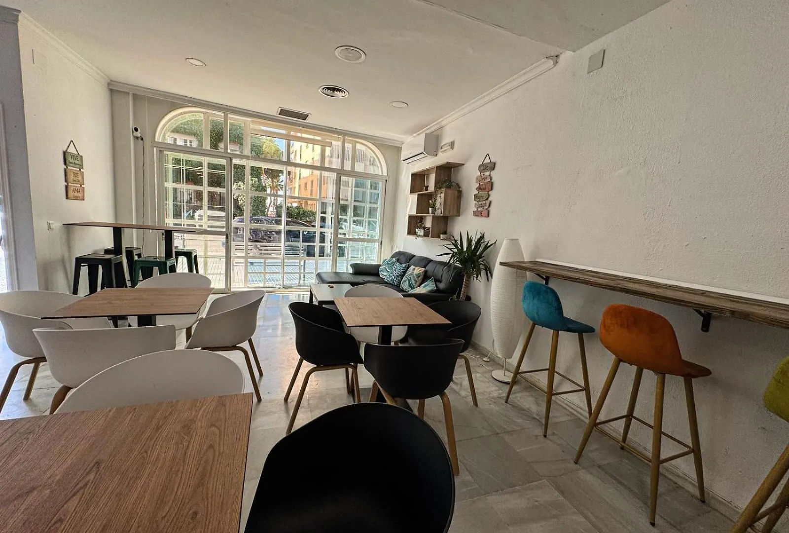 Hostel Sorolla Playa Malaga 0*,  Spain